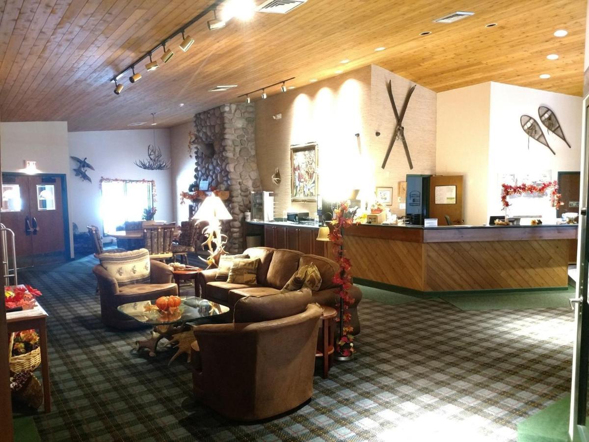 Whitetail Lodge Saint Germain Extérieur photo